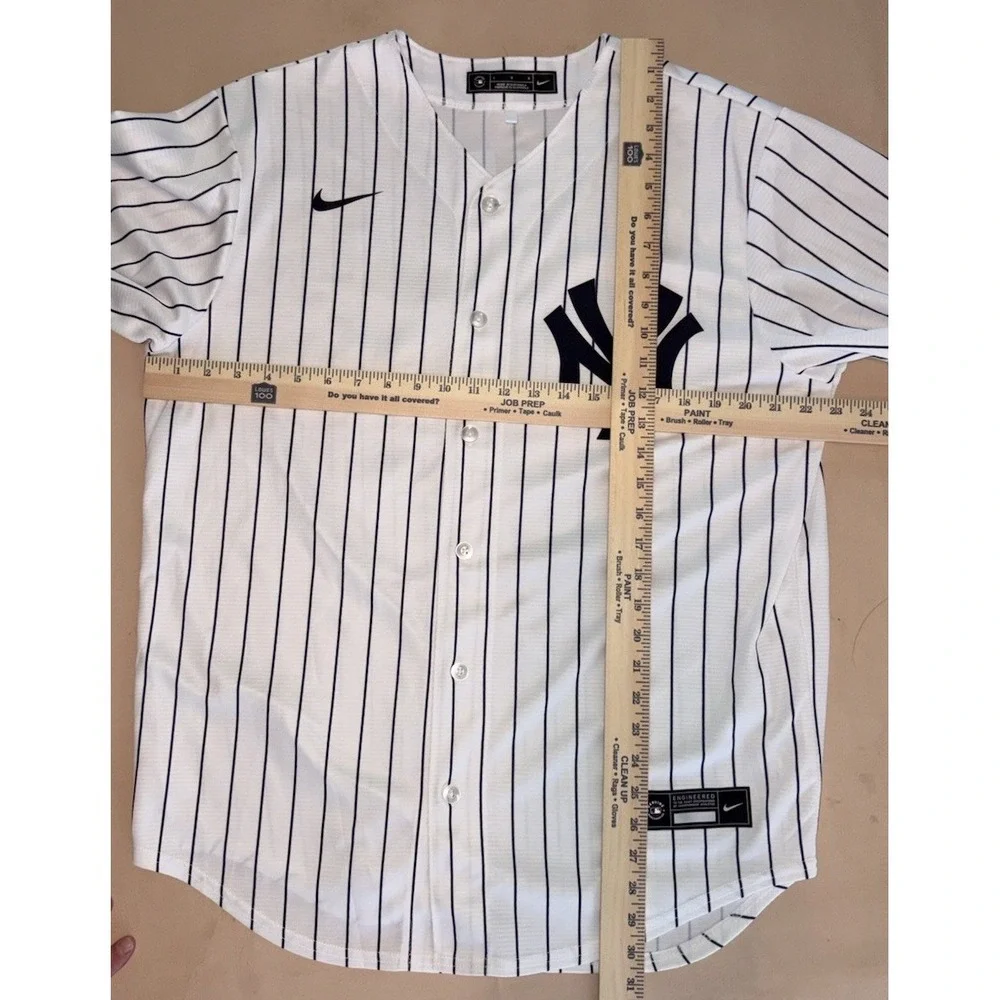 Nike Authentic New York Yankees Gleyber Torres #25 Baseball Jersey Pinstripe